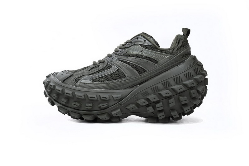 Balenciaga Defender Blackish Green 685611 W2RA6 3000