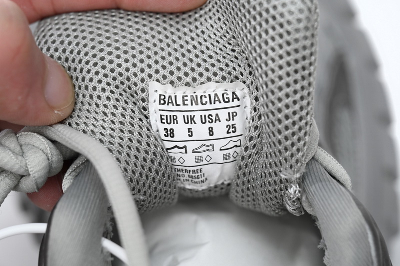 Balenciaga Defender Light Gray 685611 W2RA6 1200