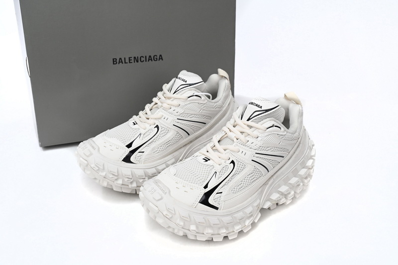 Balenciaga Defender Off-White 685611 W2RAA 9110