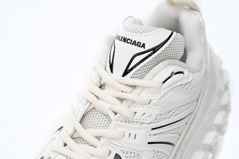 Balenciaga Defender Off-White 685611 W2RAA 9110