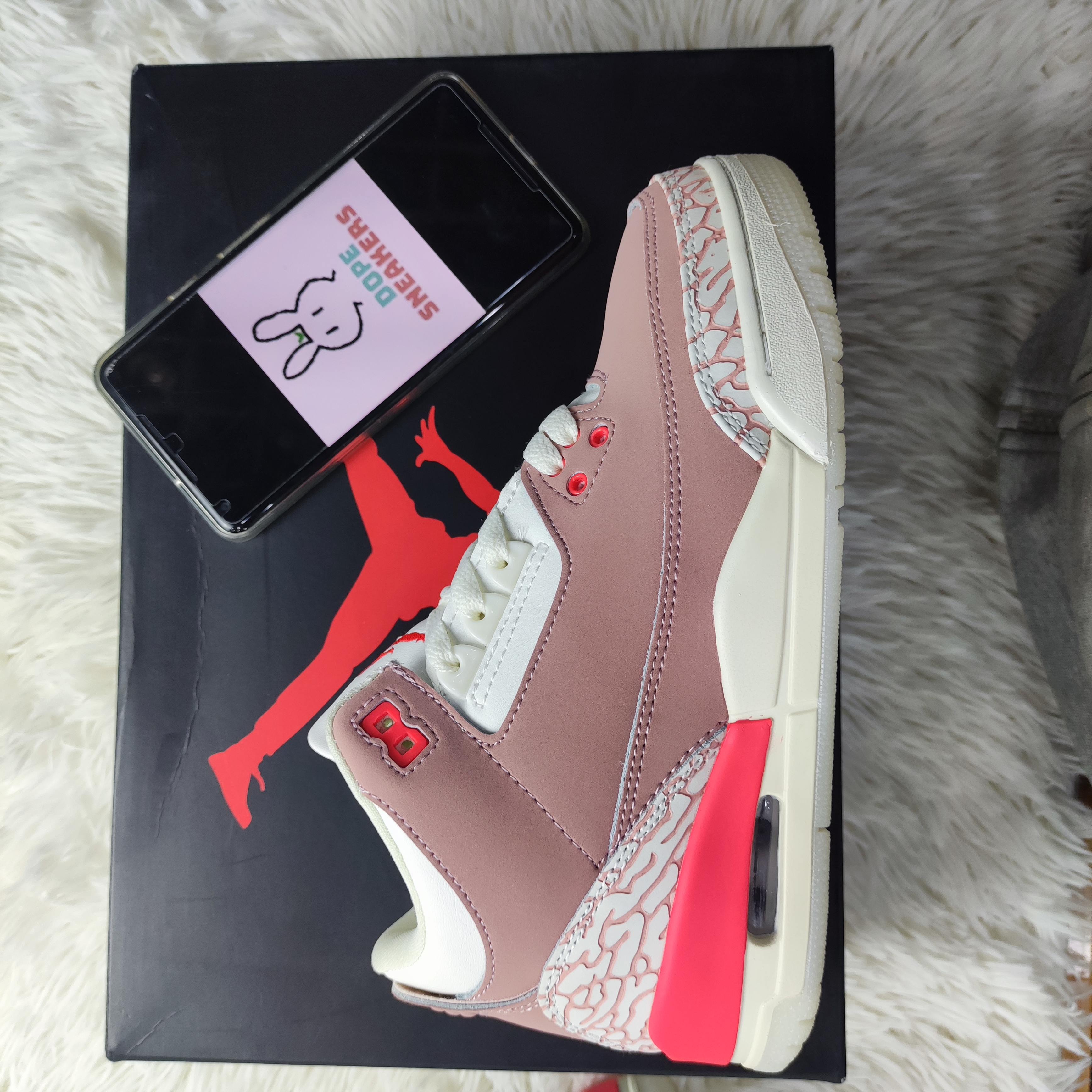 Air Jordan 3 Retro Rust Pink