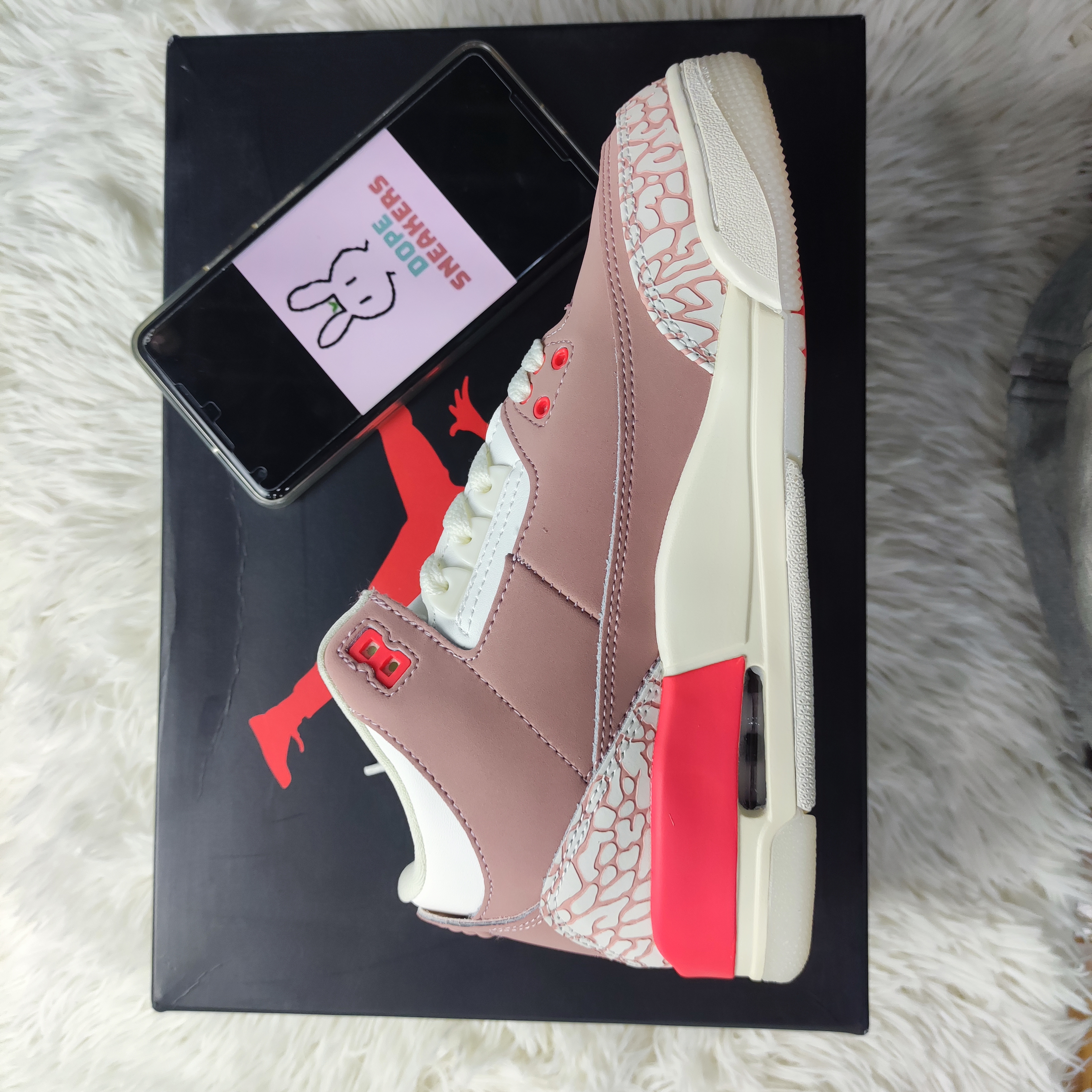 Air Jordan 3 Retro Rust Pink