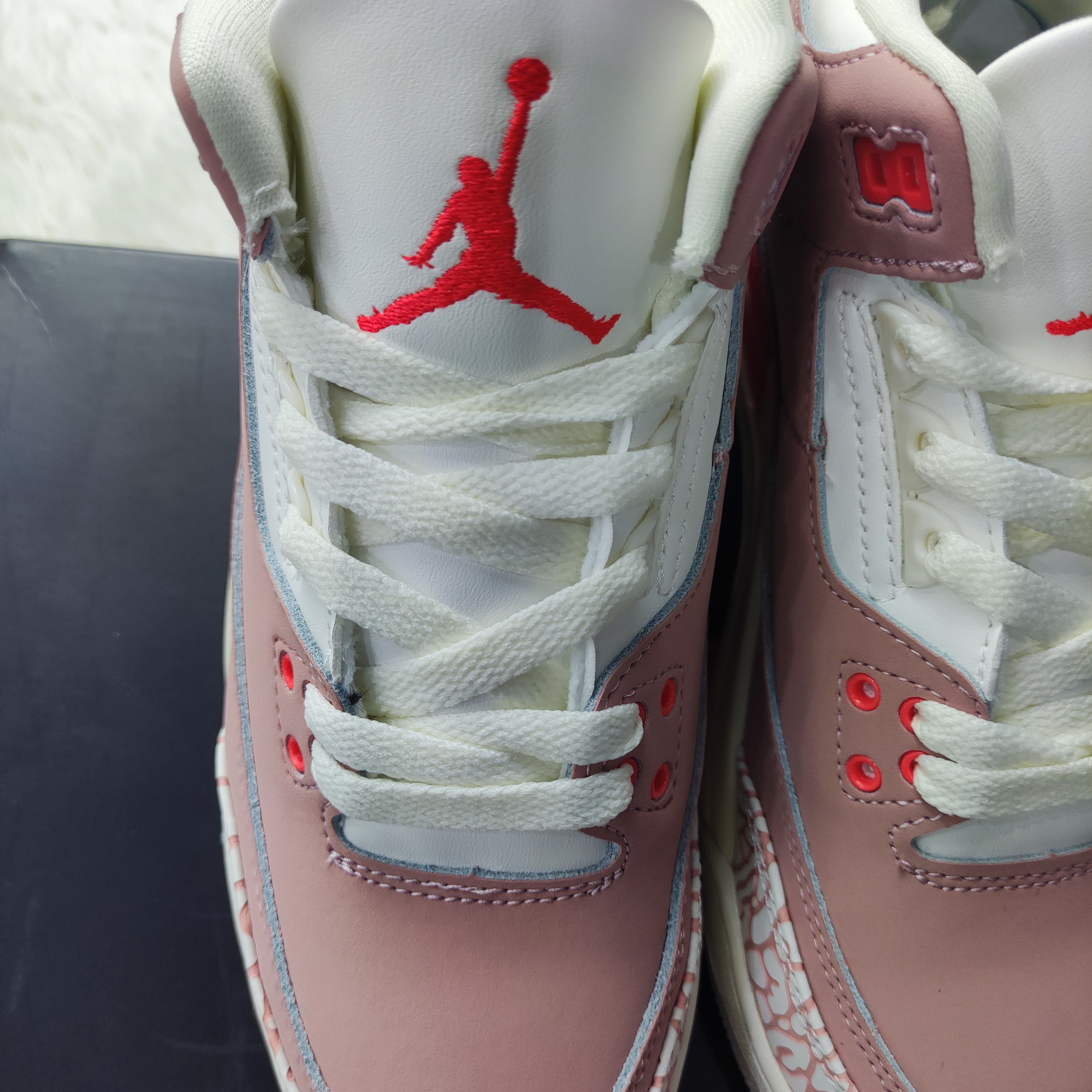 Air Jordan 3 Retro Rust Pink