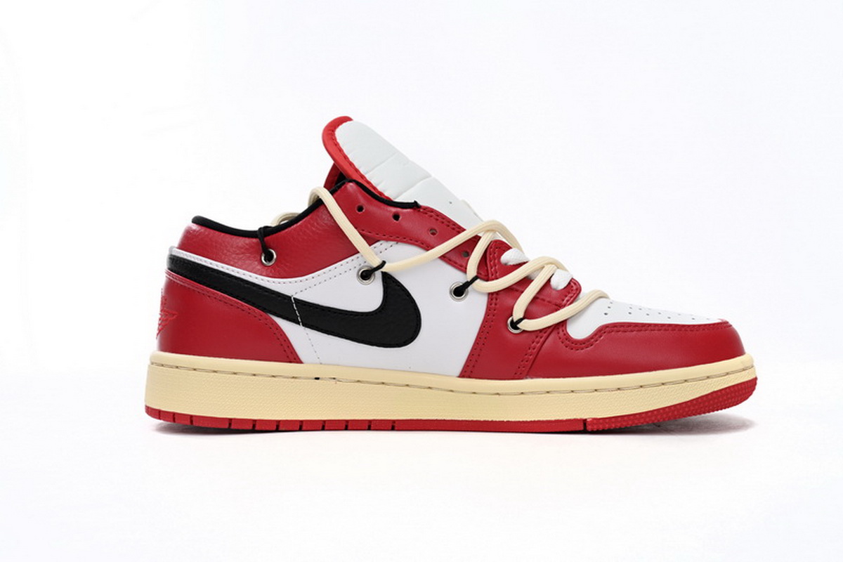 Air Jordan 1 Low Chicago Bandage