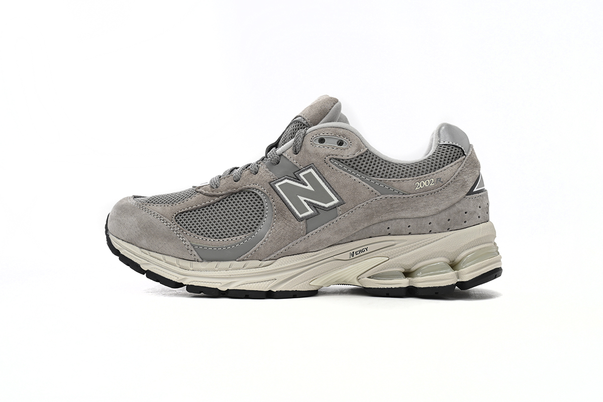 New Balance 2002R Light Gray M2002RC