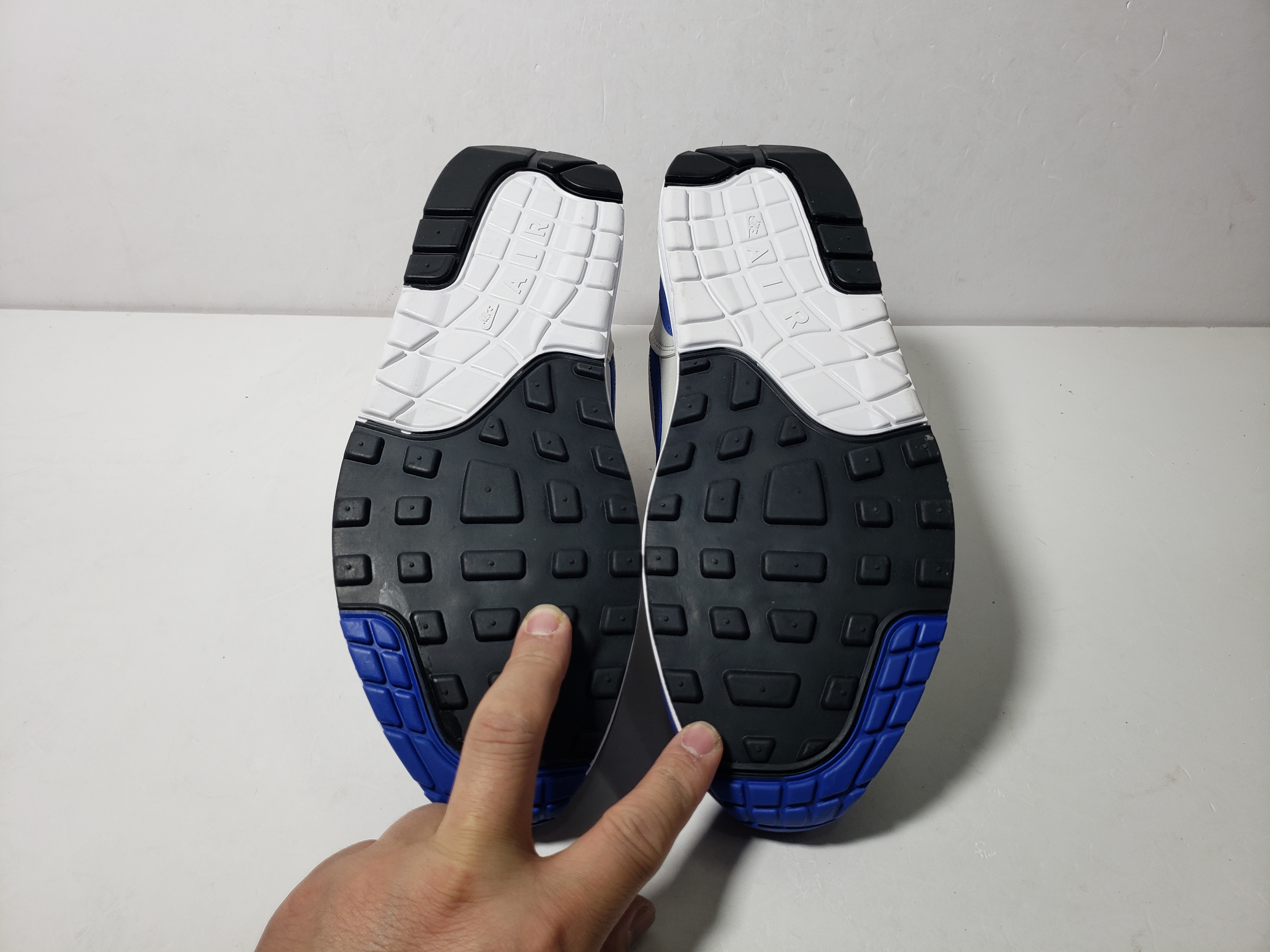 Nike Air Max 1 Anniversary "Royal Blue" 908375-102