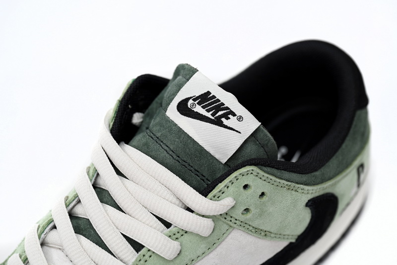 Travis Scott x PlayStation x Nike Dunk Low ”PS5″ CU1726-777