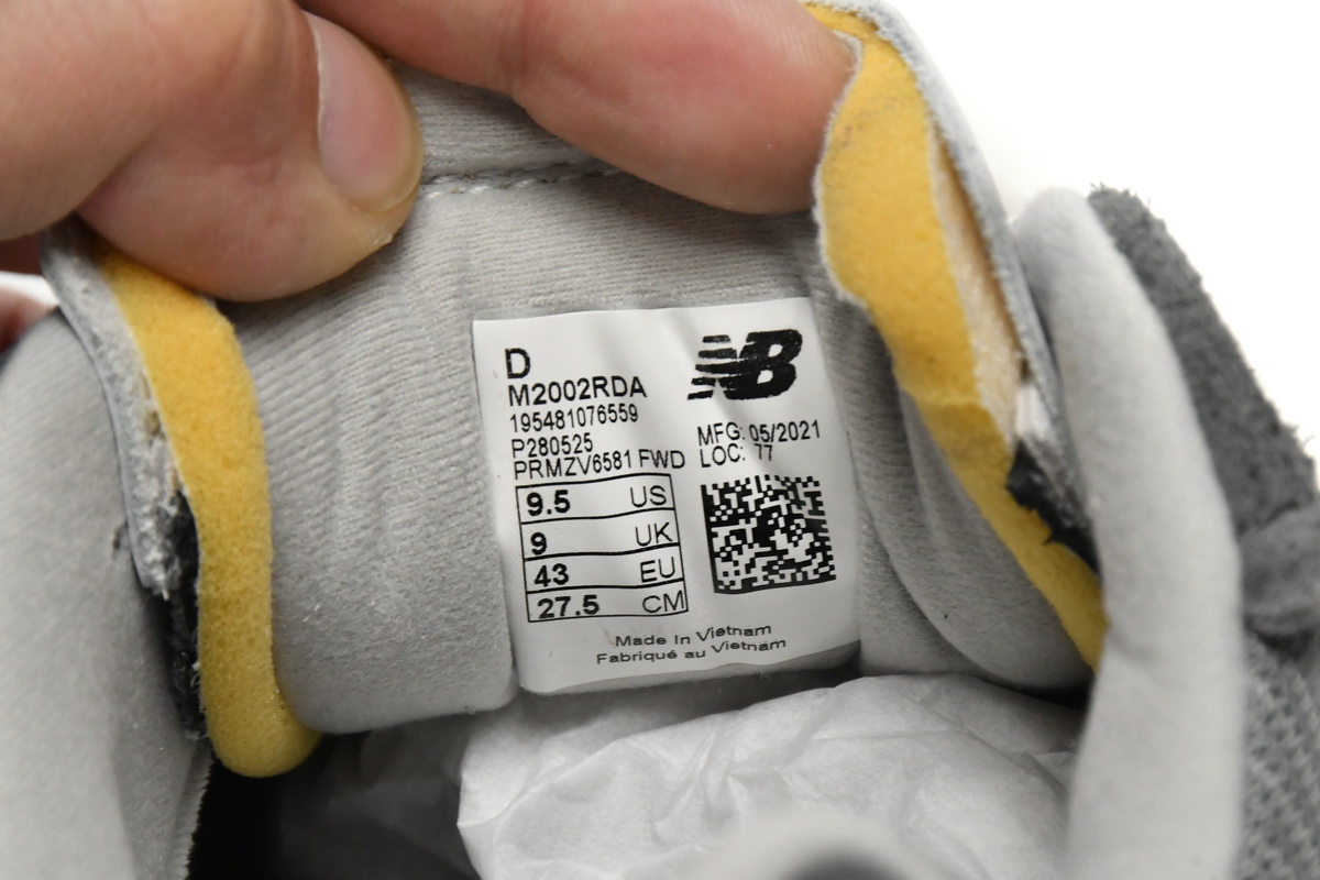 New Balance 2002R Cloud Ash M2002RDA