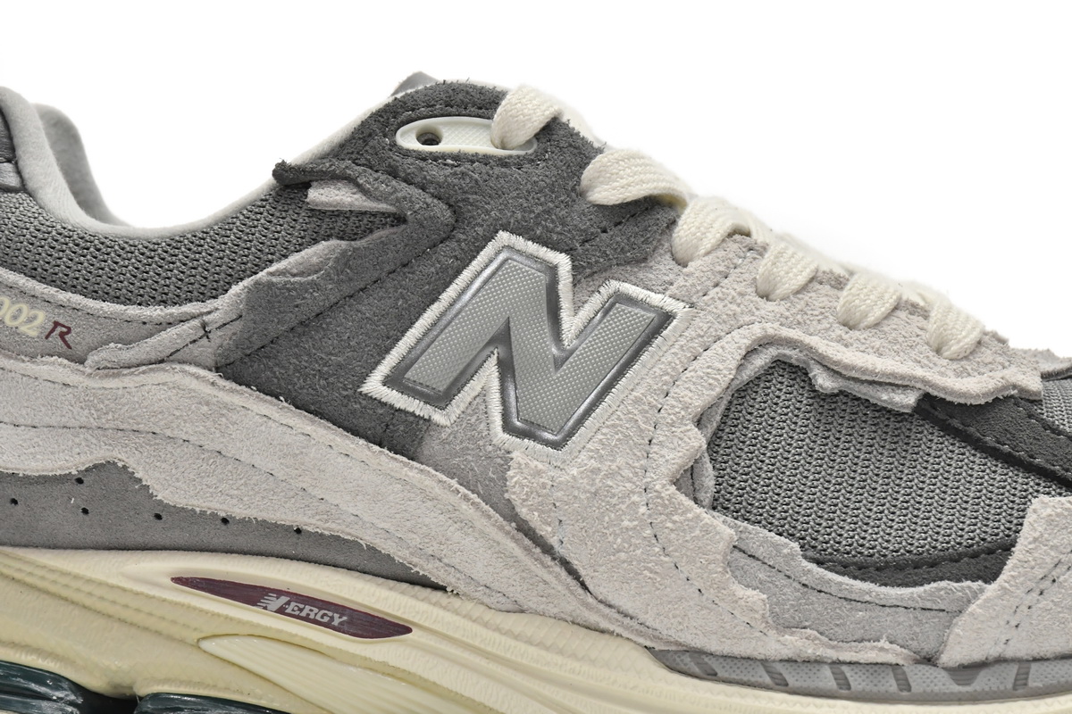New Balance 2002R Cloud Ash M2002RDA