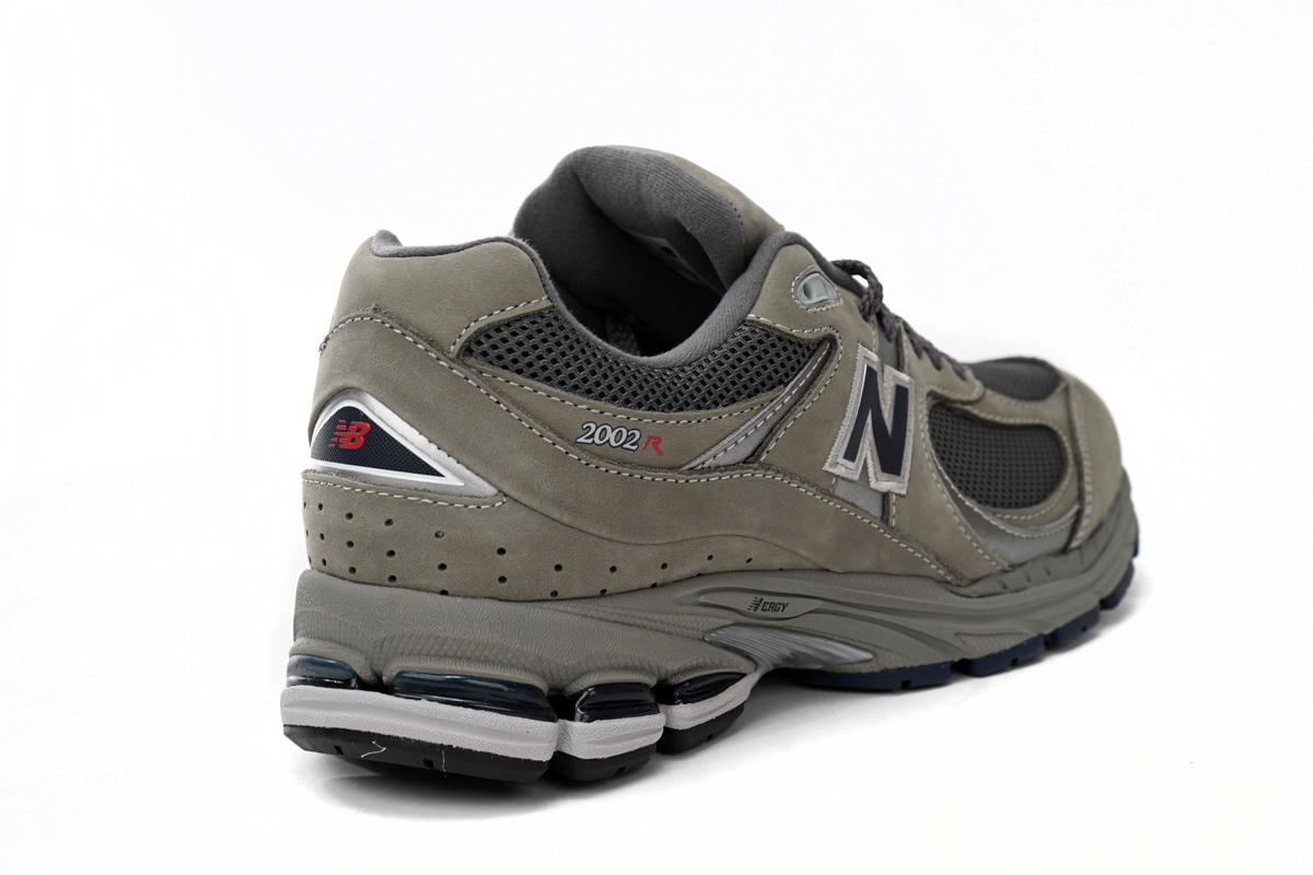 New Balance 2002R Golden Ash M2002RA
