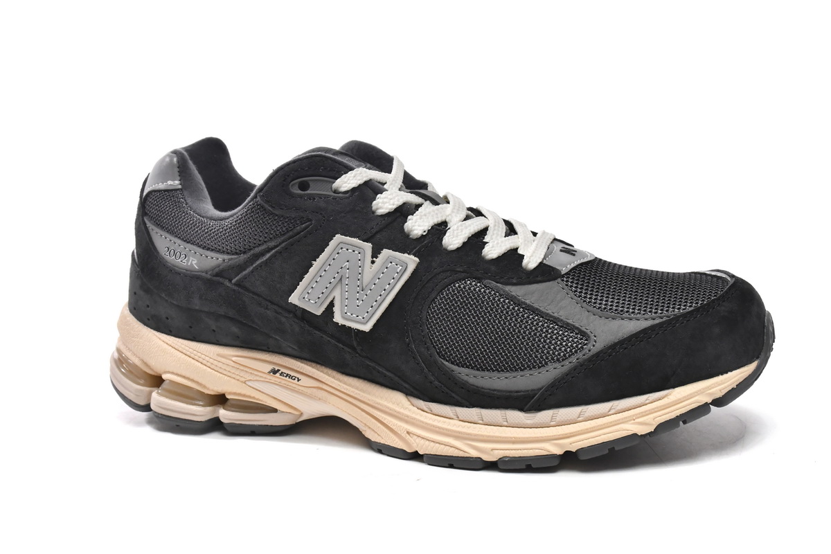 New Balance 2002R Grey Black M2002RHO