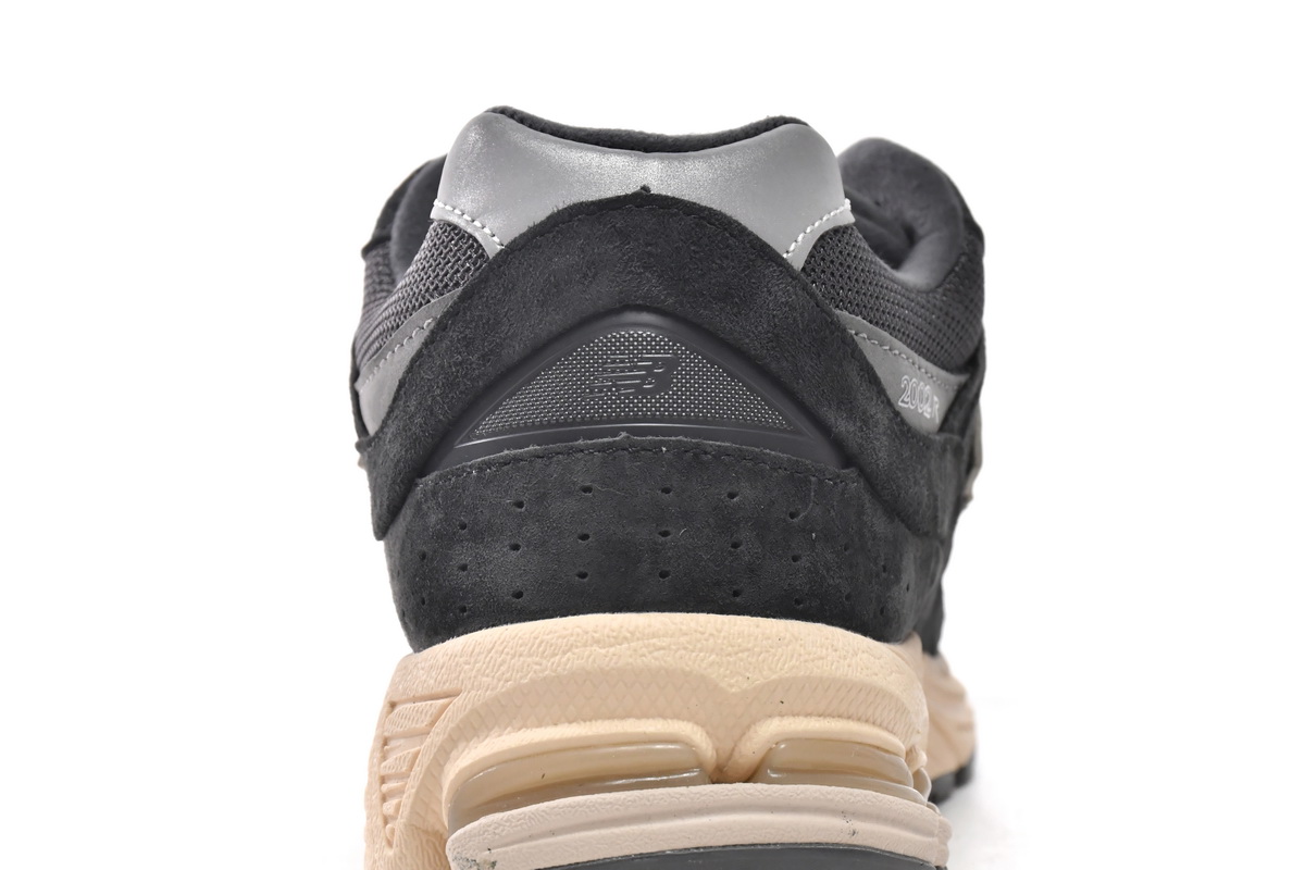 New Balance 2002R Grey Black M2002RHO
