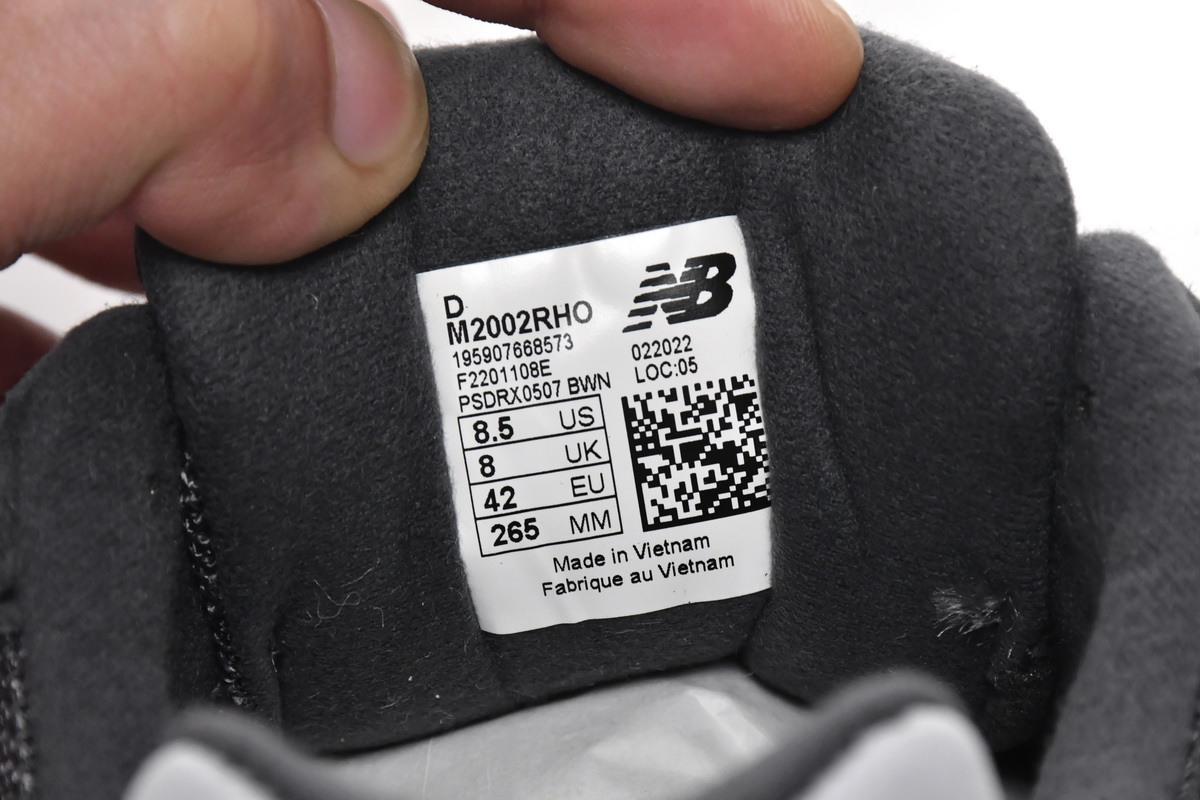 New Balance 2002R Grey Black M2002RHO
