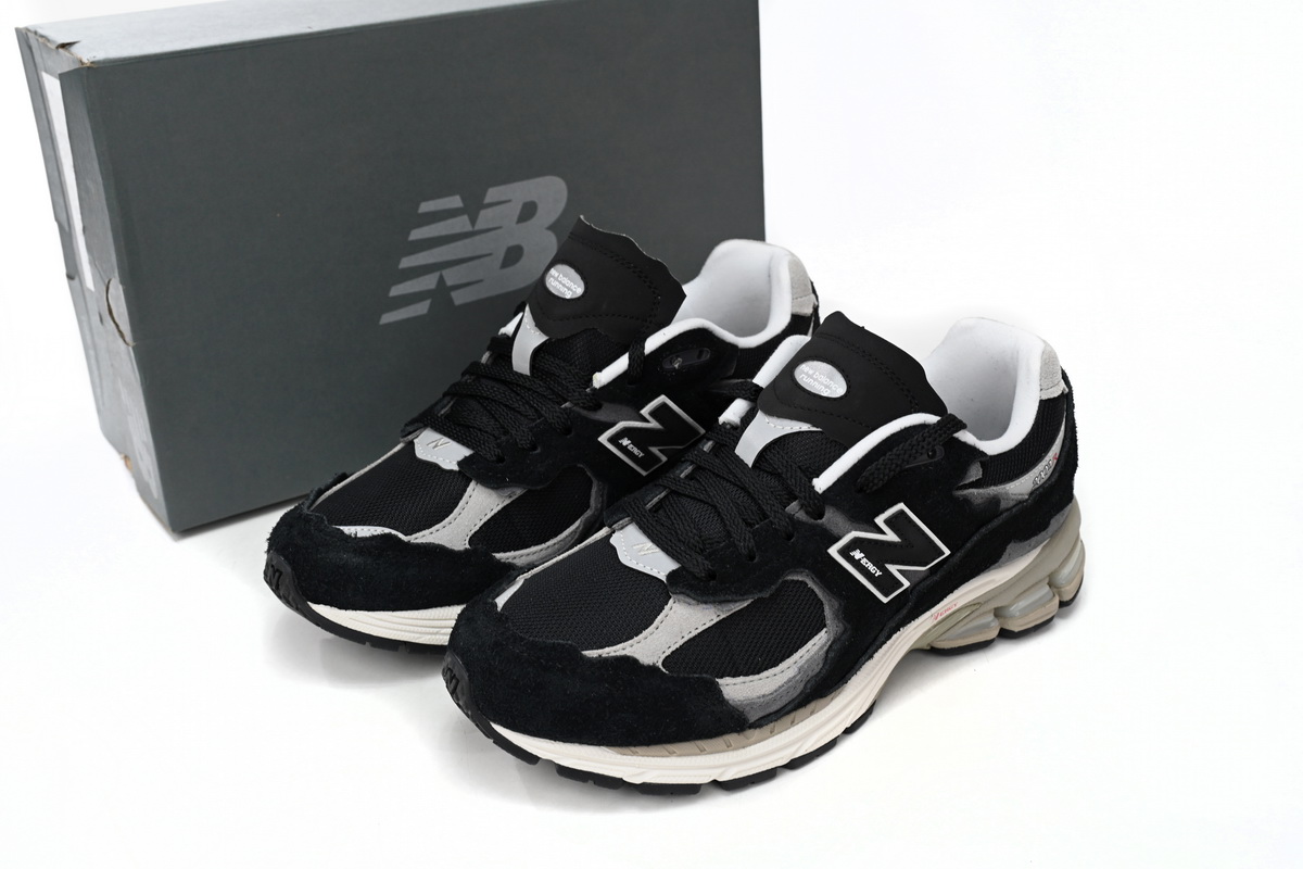 New Balance 2002R Lnk Black M2002RDJ