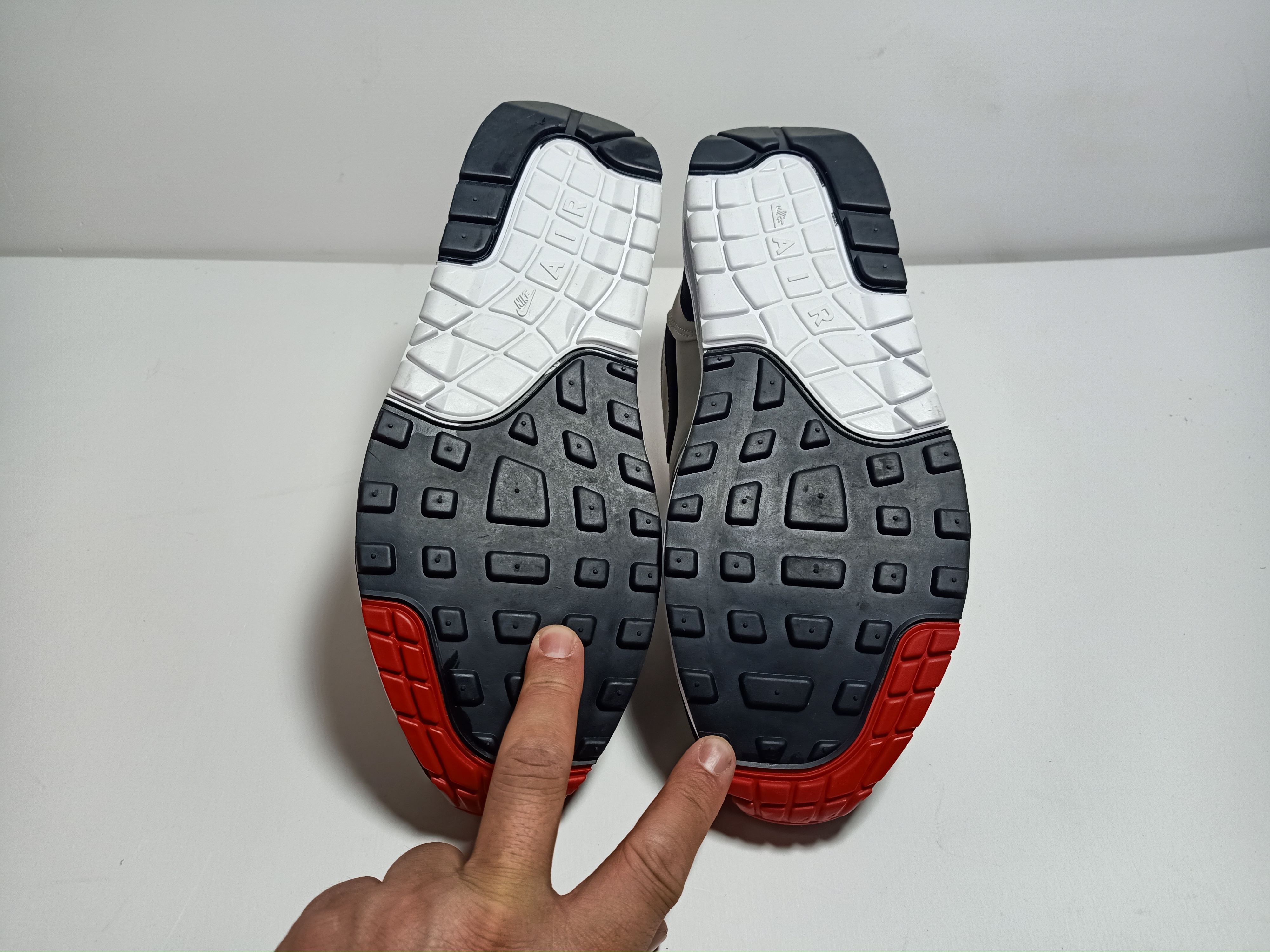 Nike Fake Air Max 1  Obsidian 908375-104