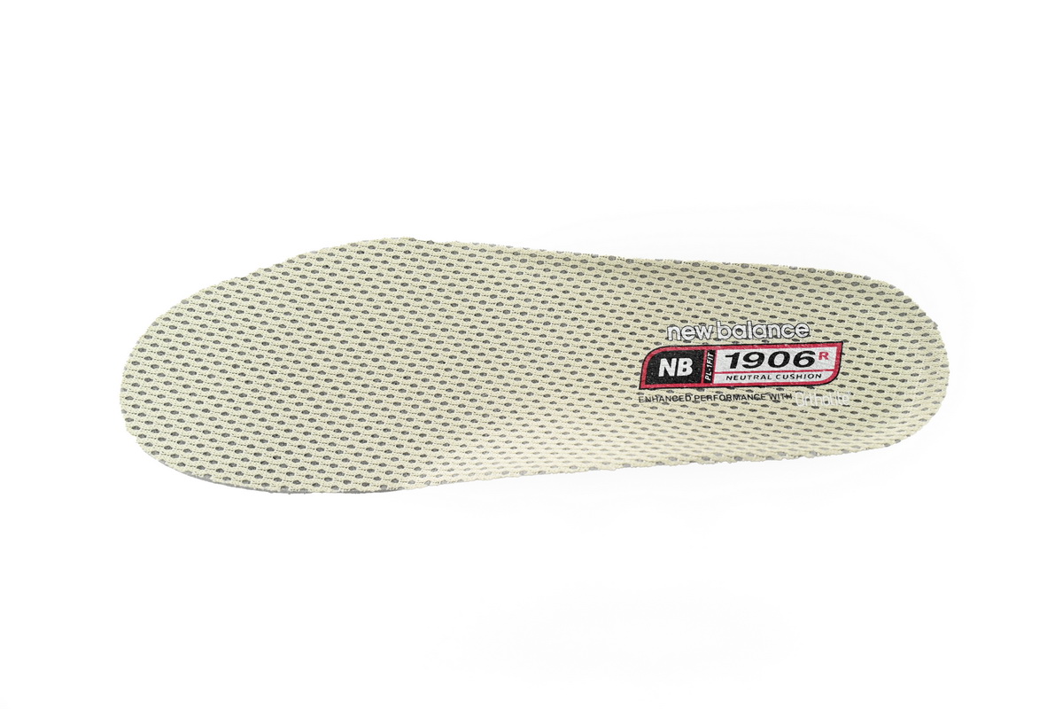 NEW BALANCE Beige M1906RP
