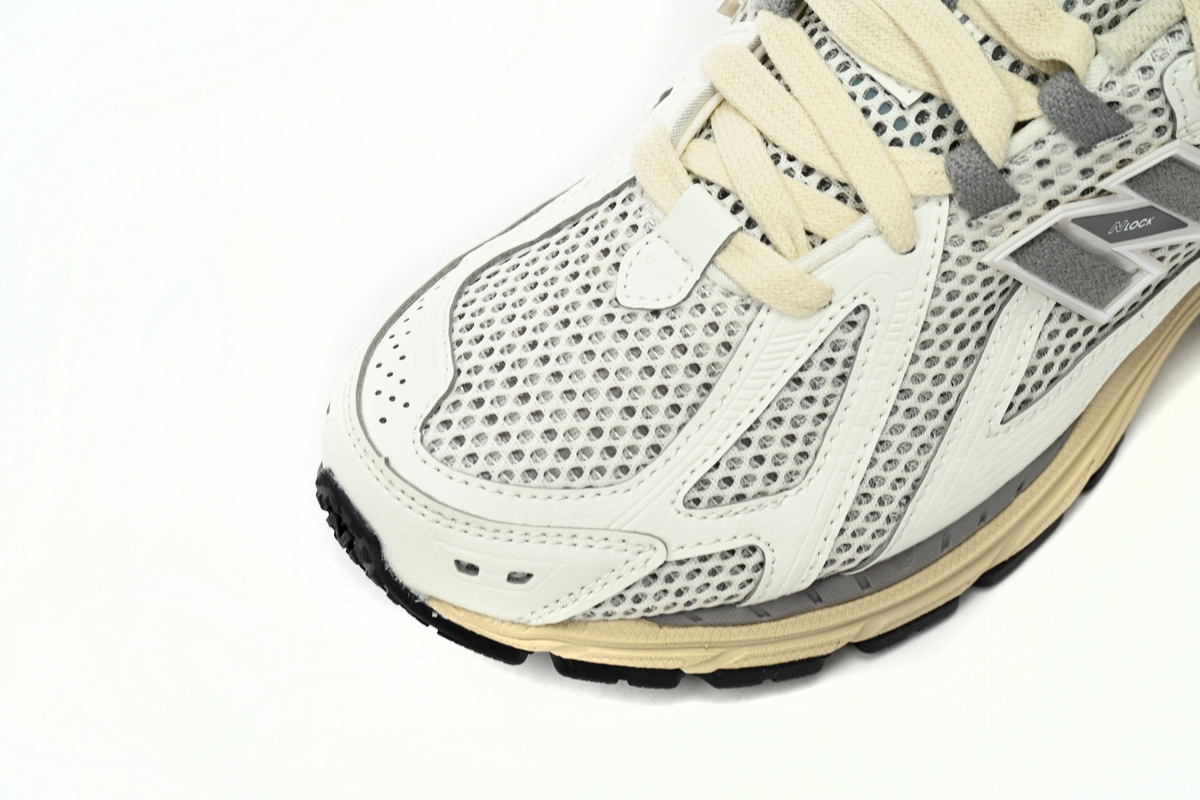NEW BALANCE Beige M1906RP