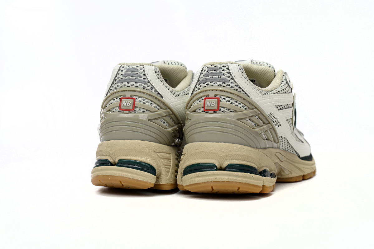 NEW BALANCE White Red M1906RQ