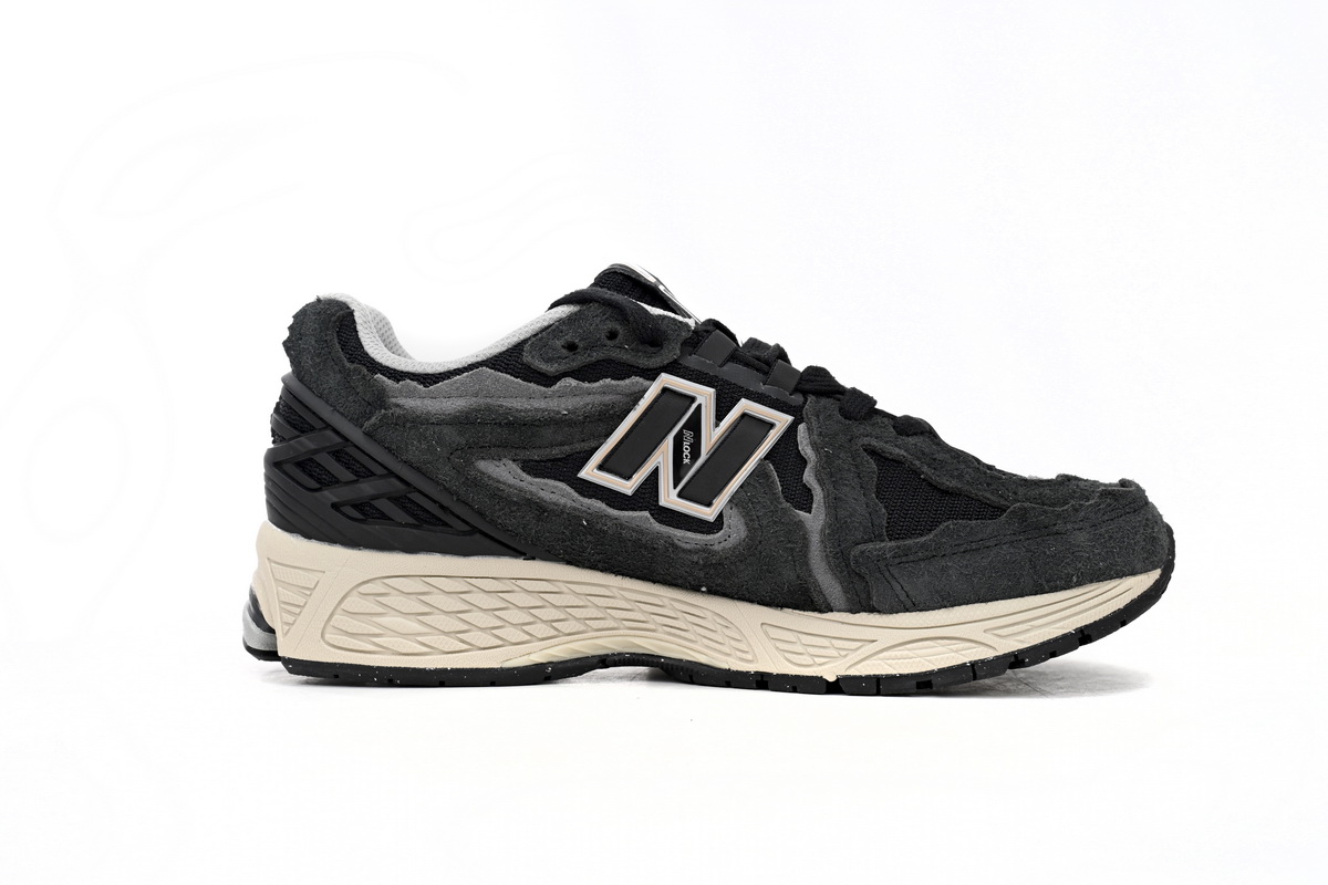 New Balance 1906R “Refined Future” M1906DD