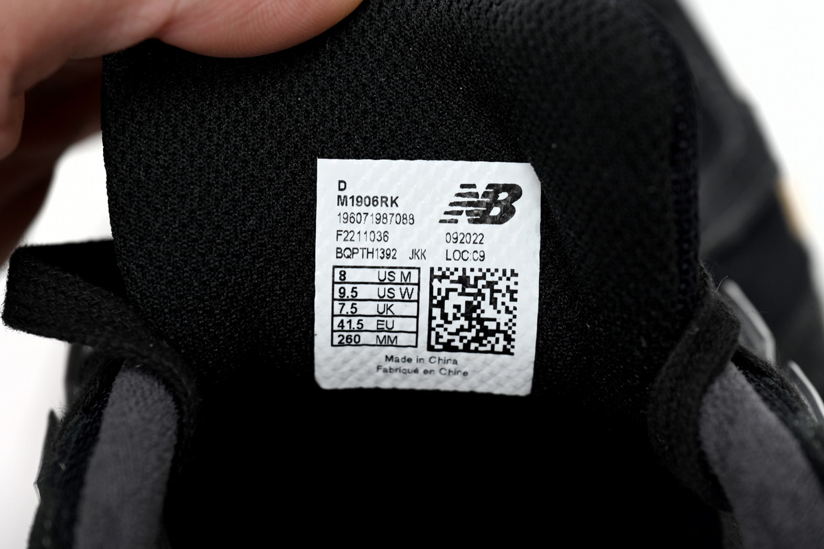 NEW BALANCE Black M1906RK