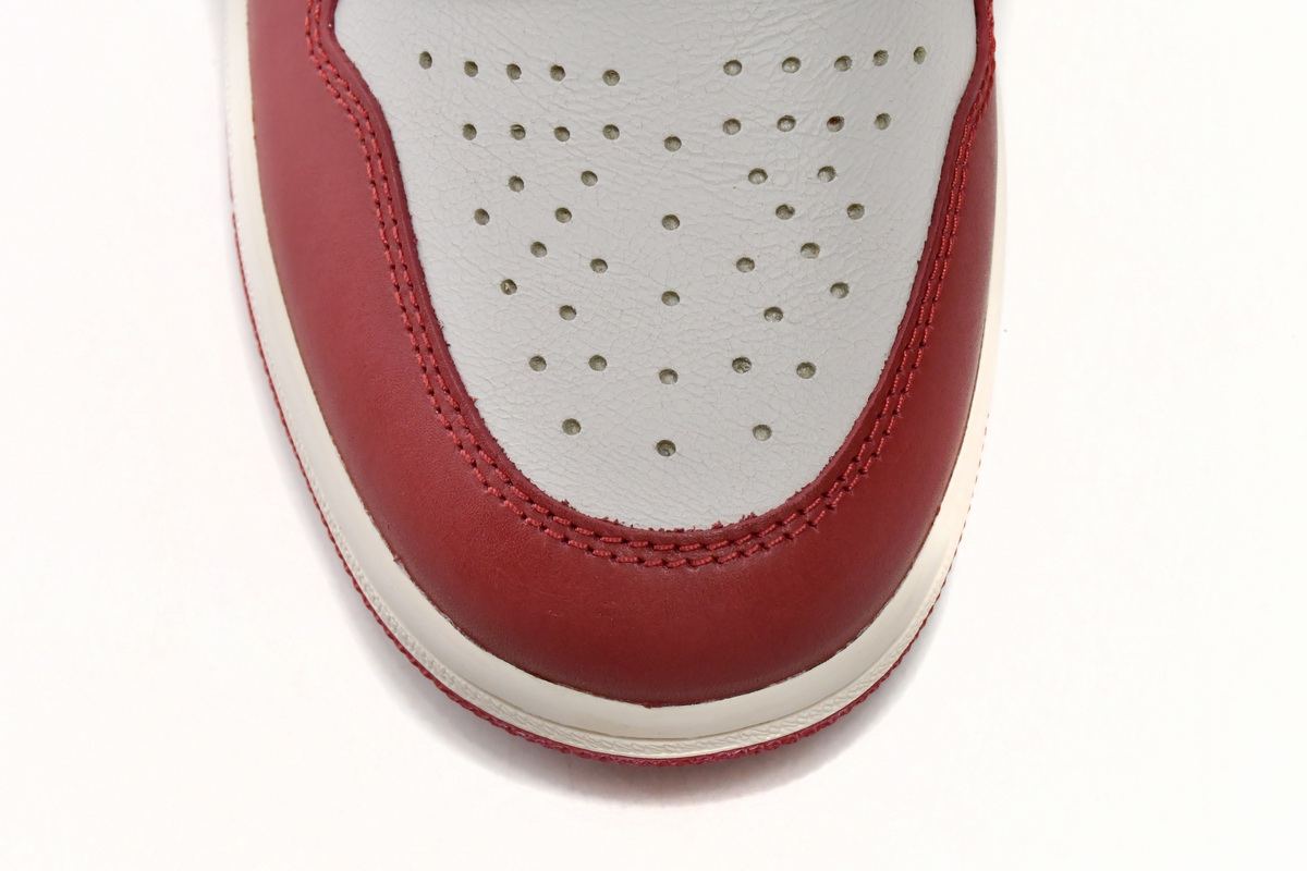 Air Jordan 1 Retro High Chicago Lost and Found DZ5485-612