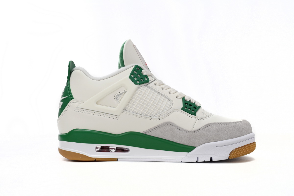 Nike SB x Air Jordan 4 "Pine Green" DR5415-103