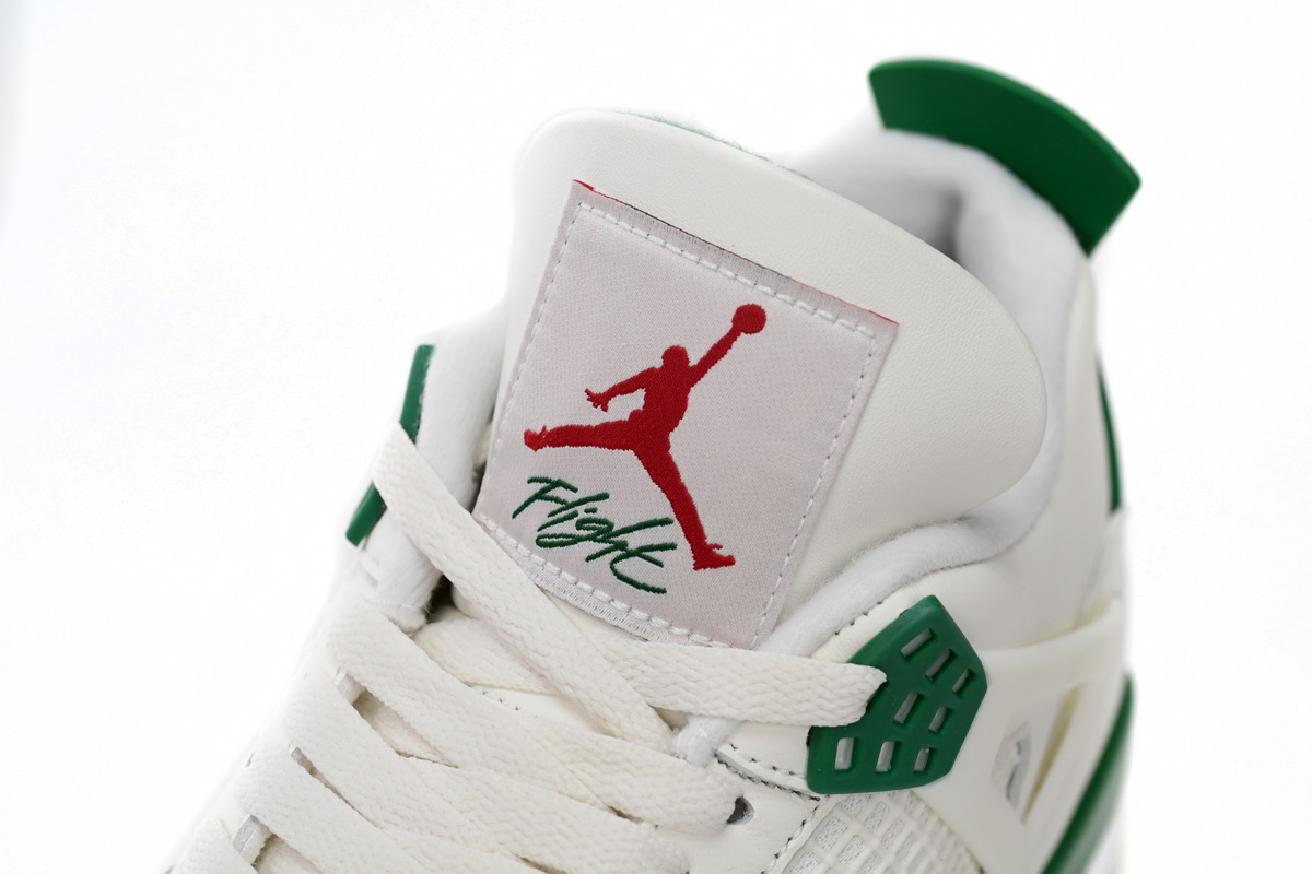 Nike SB x Air Jordan 4 "Pine Green" DR5415-103