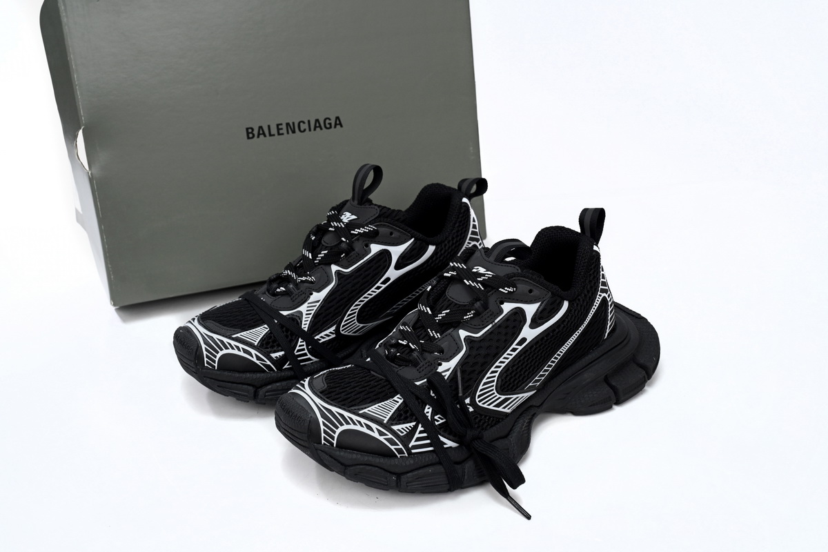 Balenciaga 3XL Black 734734W3XL11090