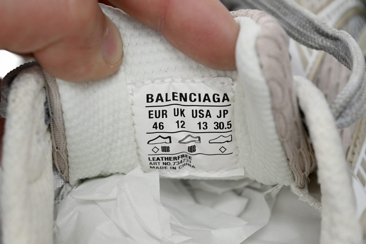 Balenciaga 3XL Off White 734731W3XL49191
