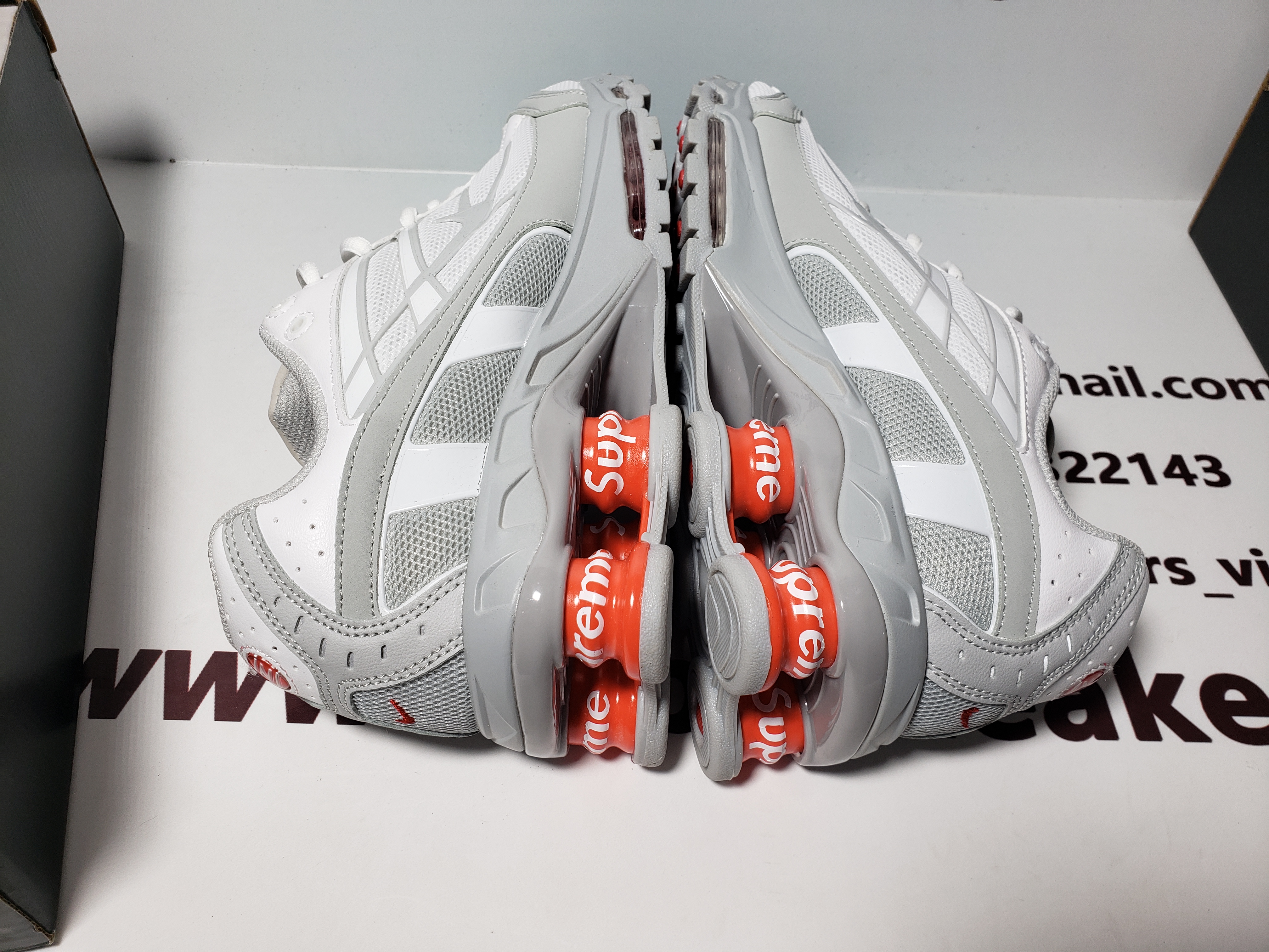 Supreme x nike shox ride 2 white