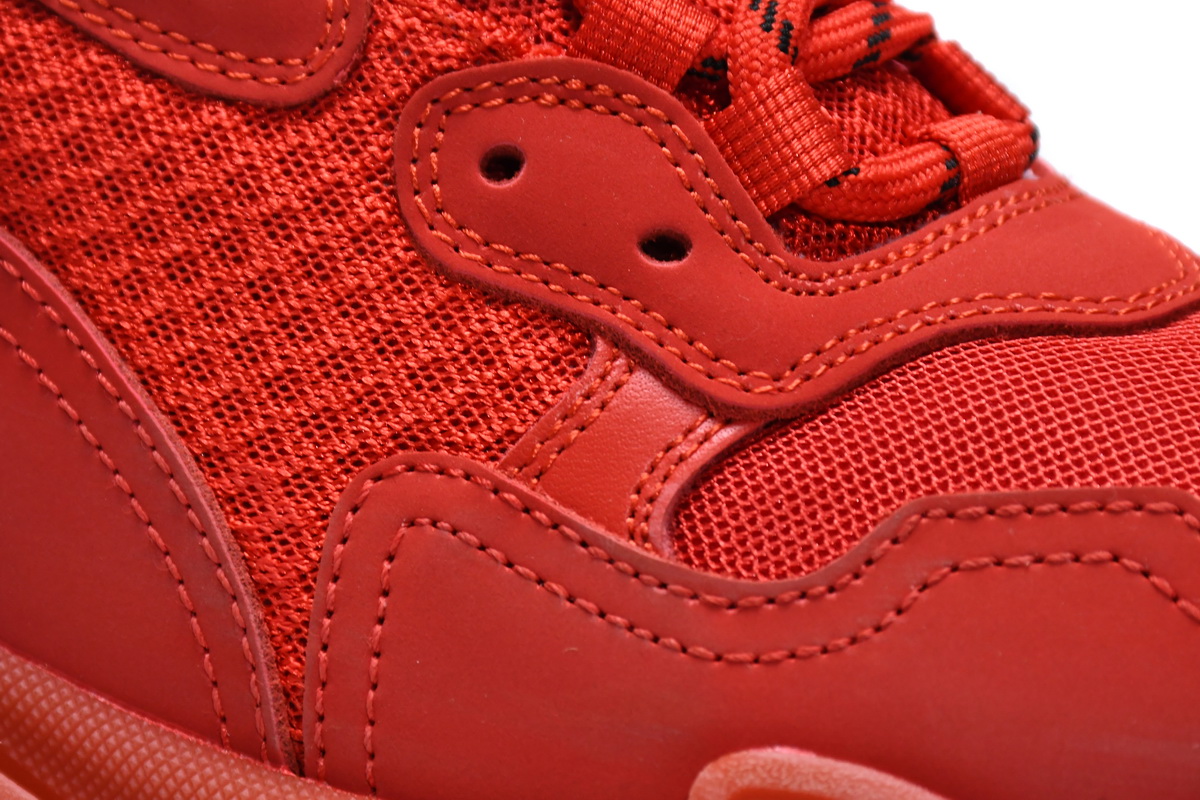Balenciaga Triple S Red Clear Sole 541624W09O16500