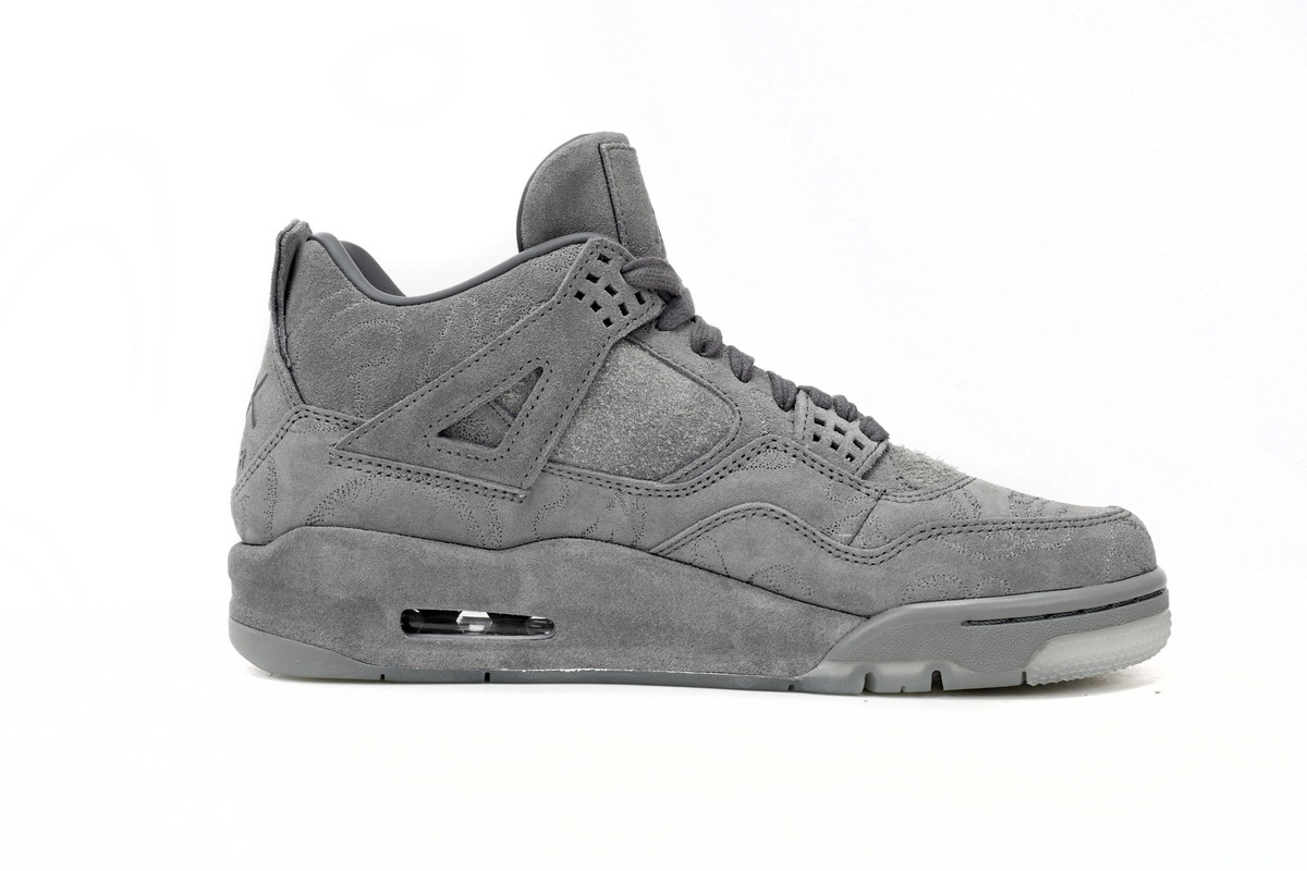 KAWS X Air Jordan 4 Retro 930155-003