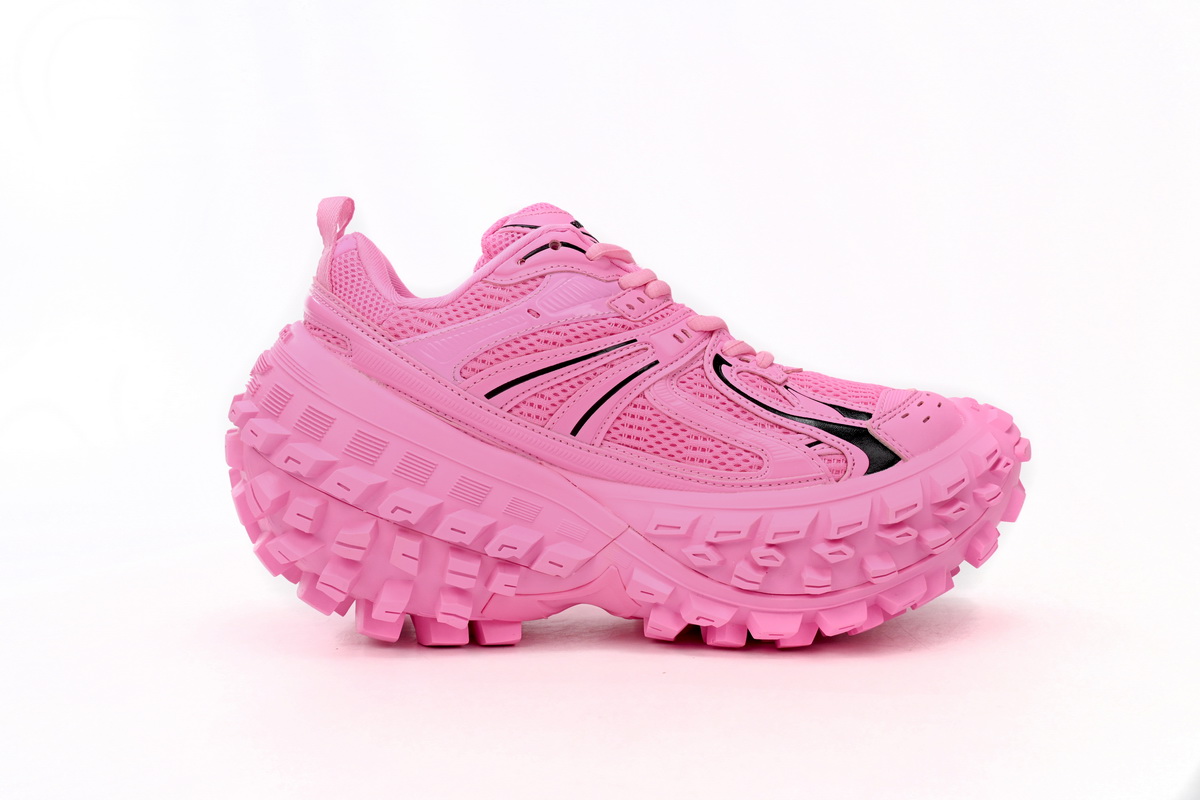 Balenciaga Defender Pink 685611 W2RAA 5000
