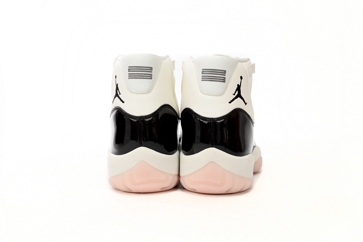Air Jordan 11 WMNS Neapolitan AR0715-101