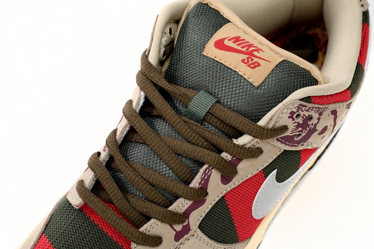 Nike SB Dunk Low Freddy Krueger 313170-202