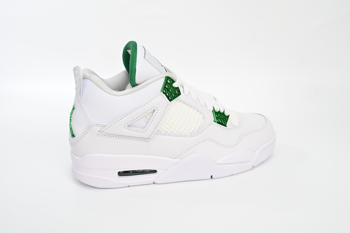 Air Jordan 4 Retro “Metallic Green”  CT8527-113