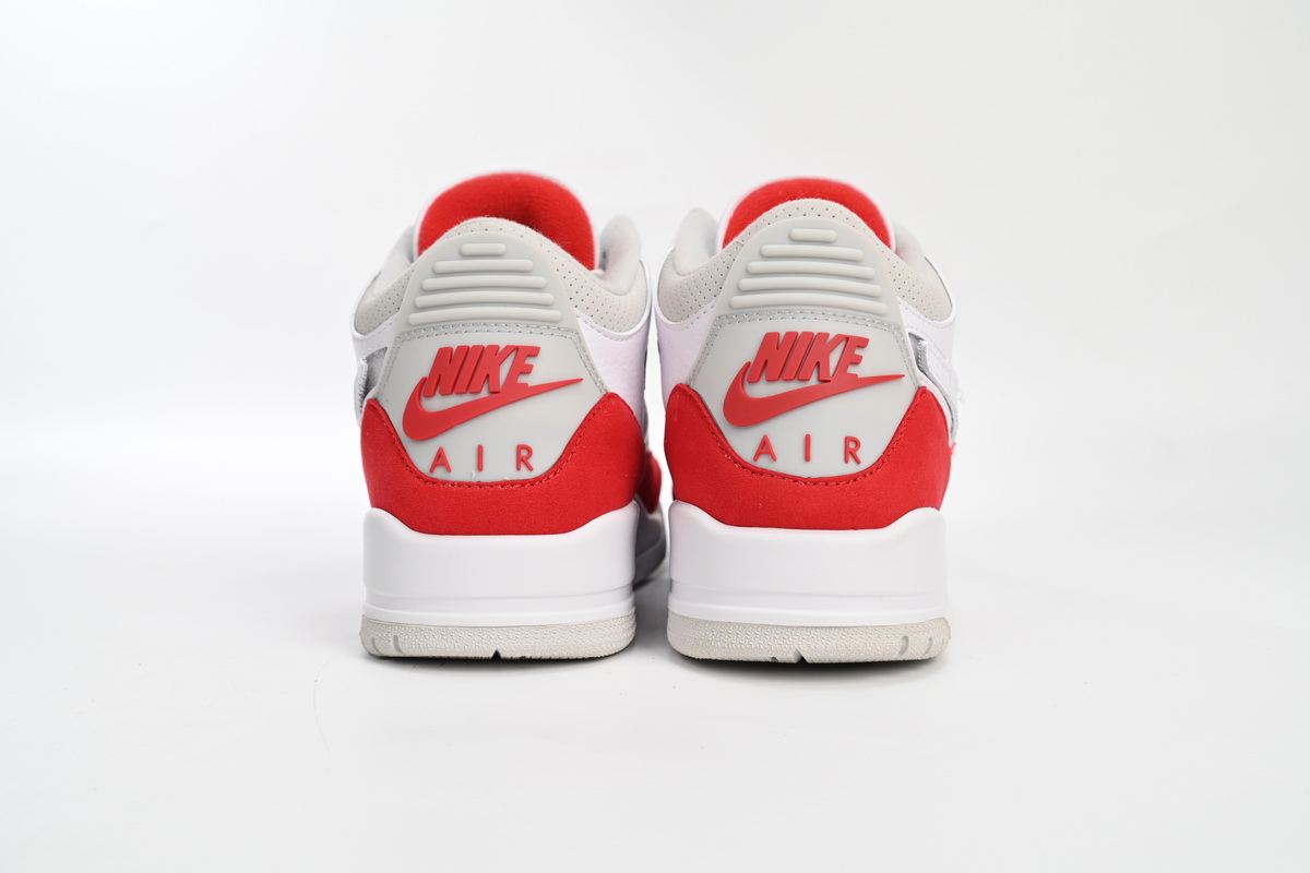 Air Jordan 3 Retro Tinker White University Red