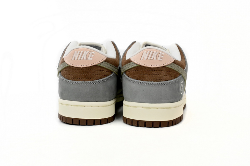 Nike SB Dunk Low Yuto Horigome FQ1180-001