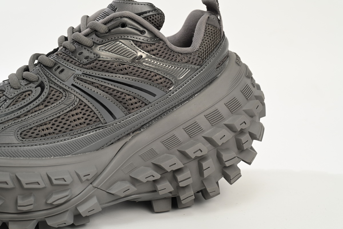 Balenciaga Defender Black Gray 685611 W2RA6 3000