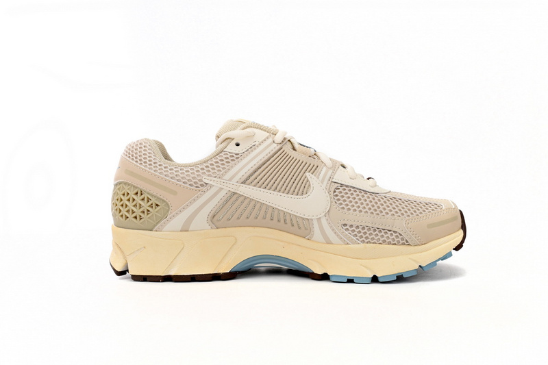 NikeAir Zoom Vomero 5 Beige FB8825-111