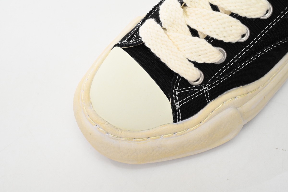 Mihara Yasuhiro Black And White NO.731