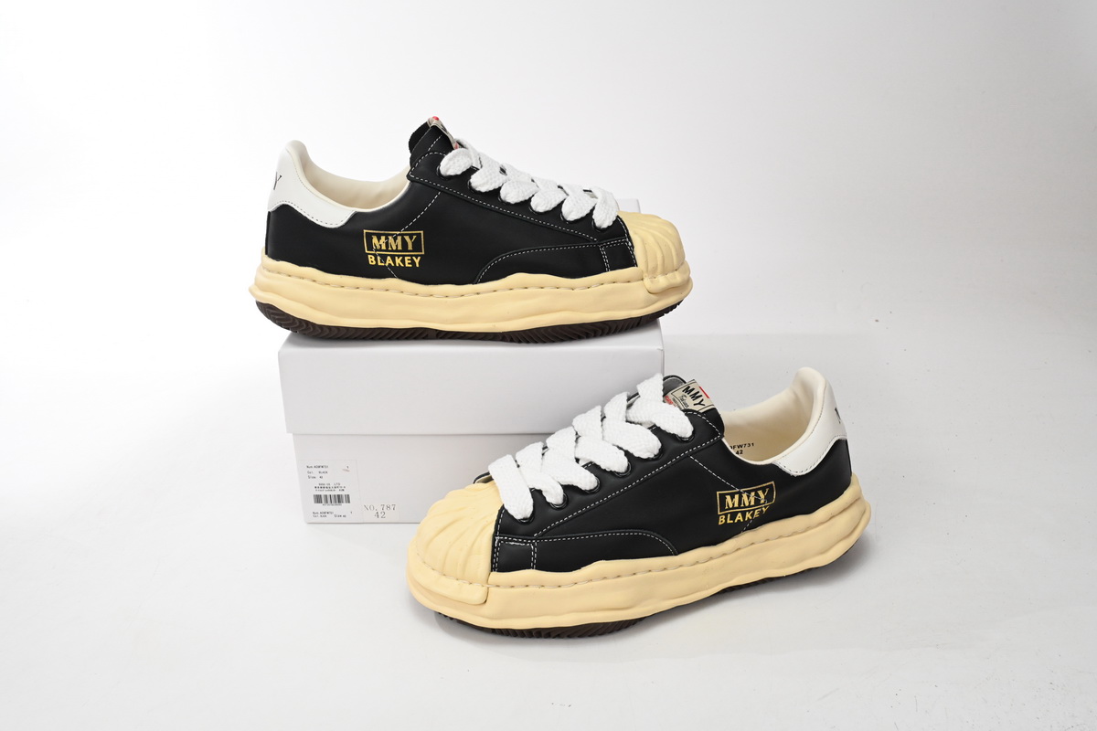 Mihara Yasuhiro Black Gold White Tail NO.787