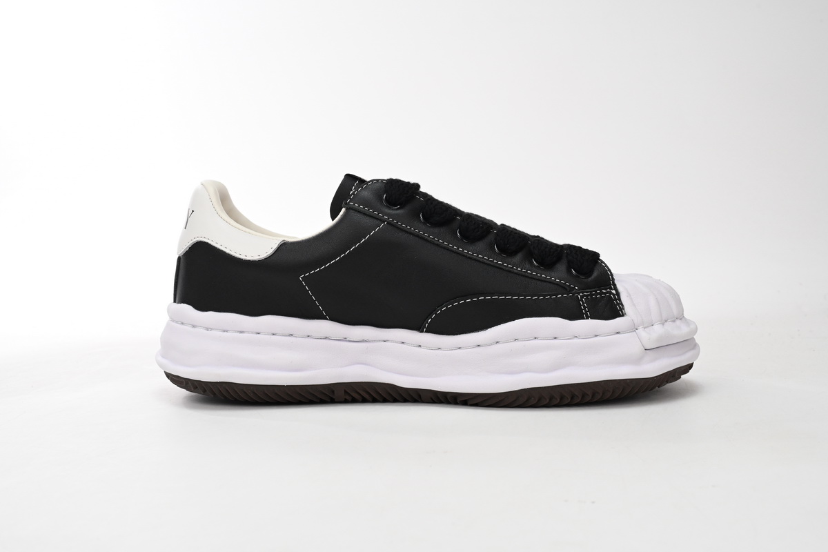 Mihara Yasuhiro White And Black And White Gold NO.701
