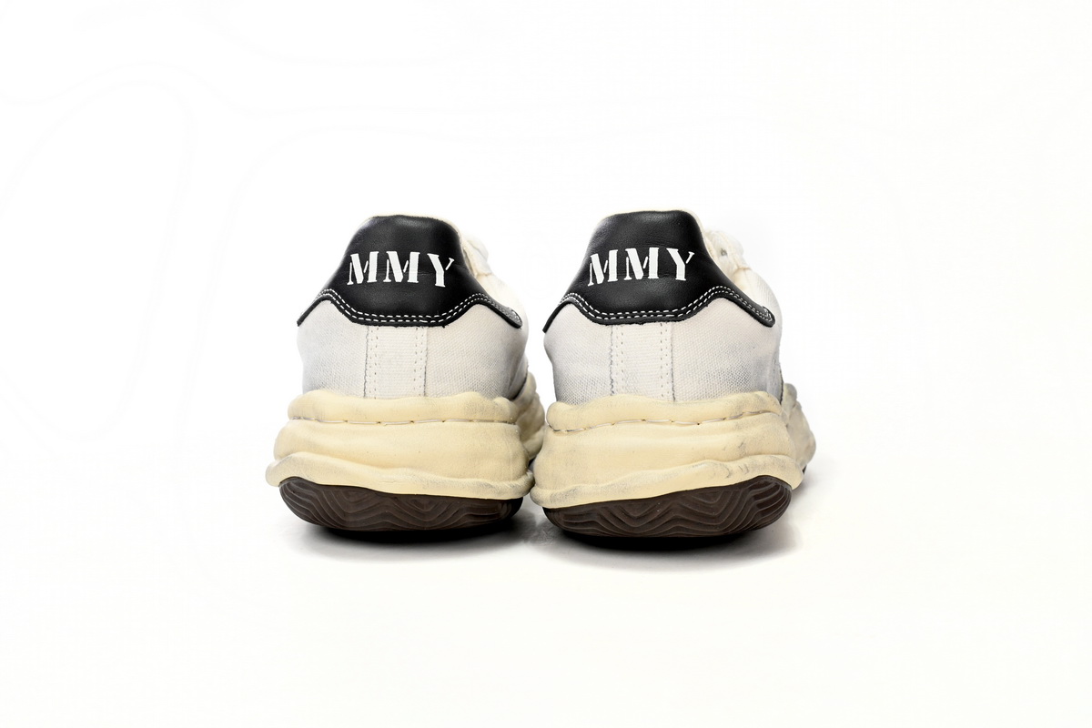 Mihara Yasuhiro White And Black Tail NO.791