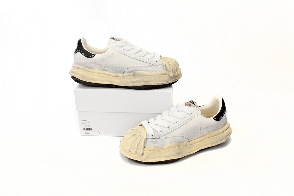 Mihara Yasuhiro White And Black Tail NO.791