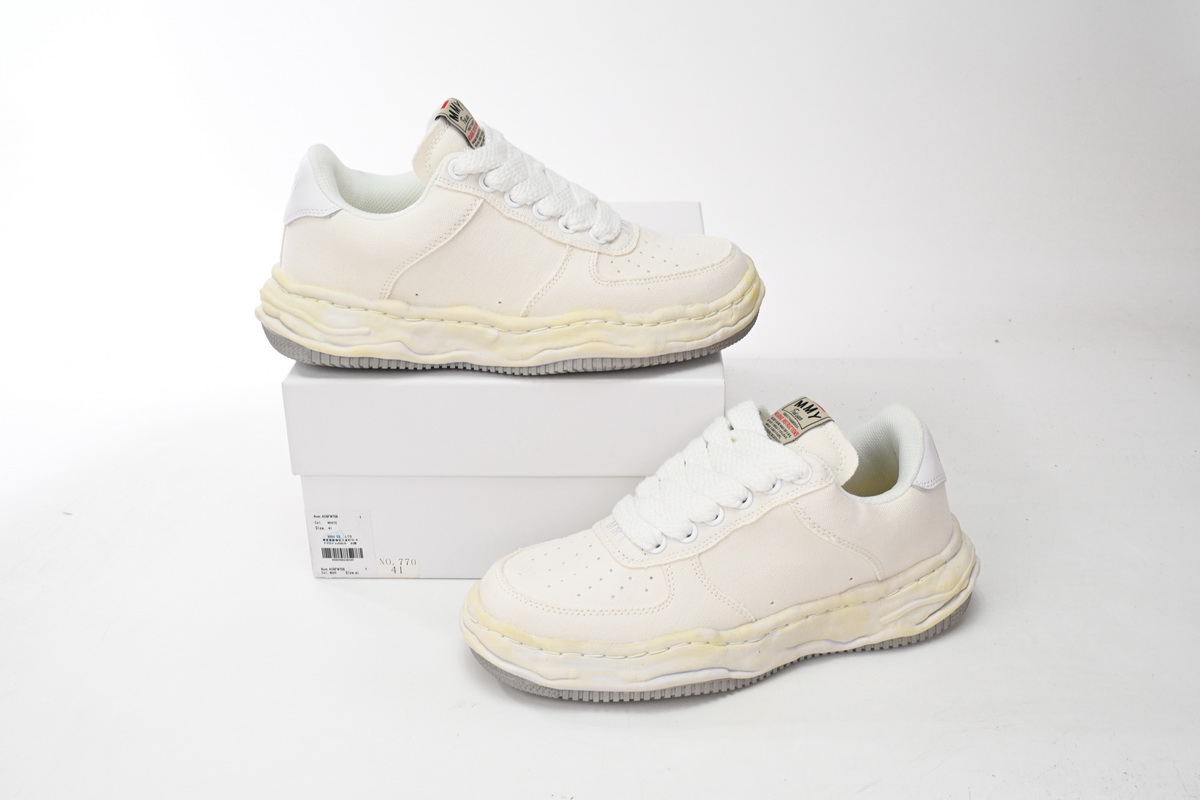 Mihara Yasuhiro White And Pale NO.770
