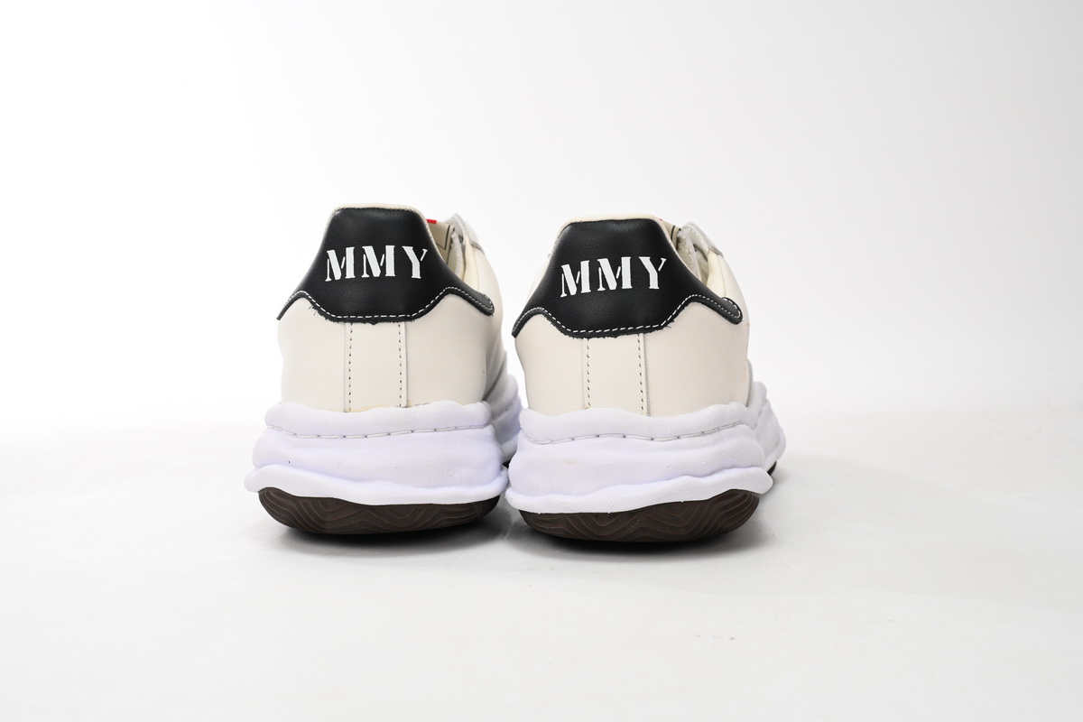 Mihara Yasuhiro White And White Black Gold NO.702