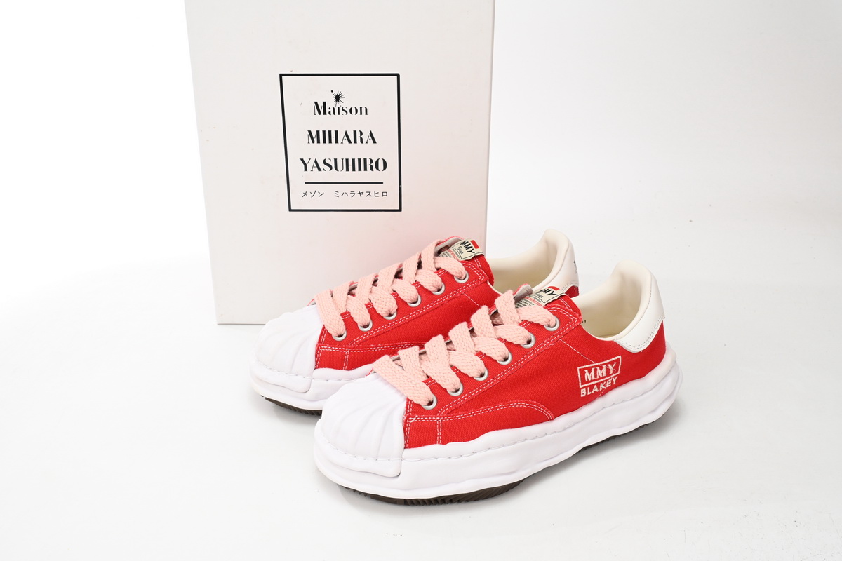 Mihara Yasuhiro White And White Red NO.766