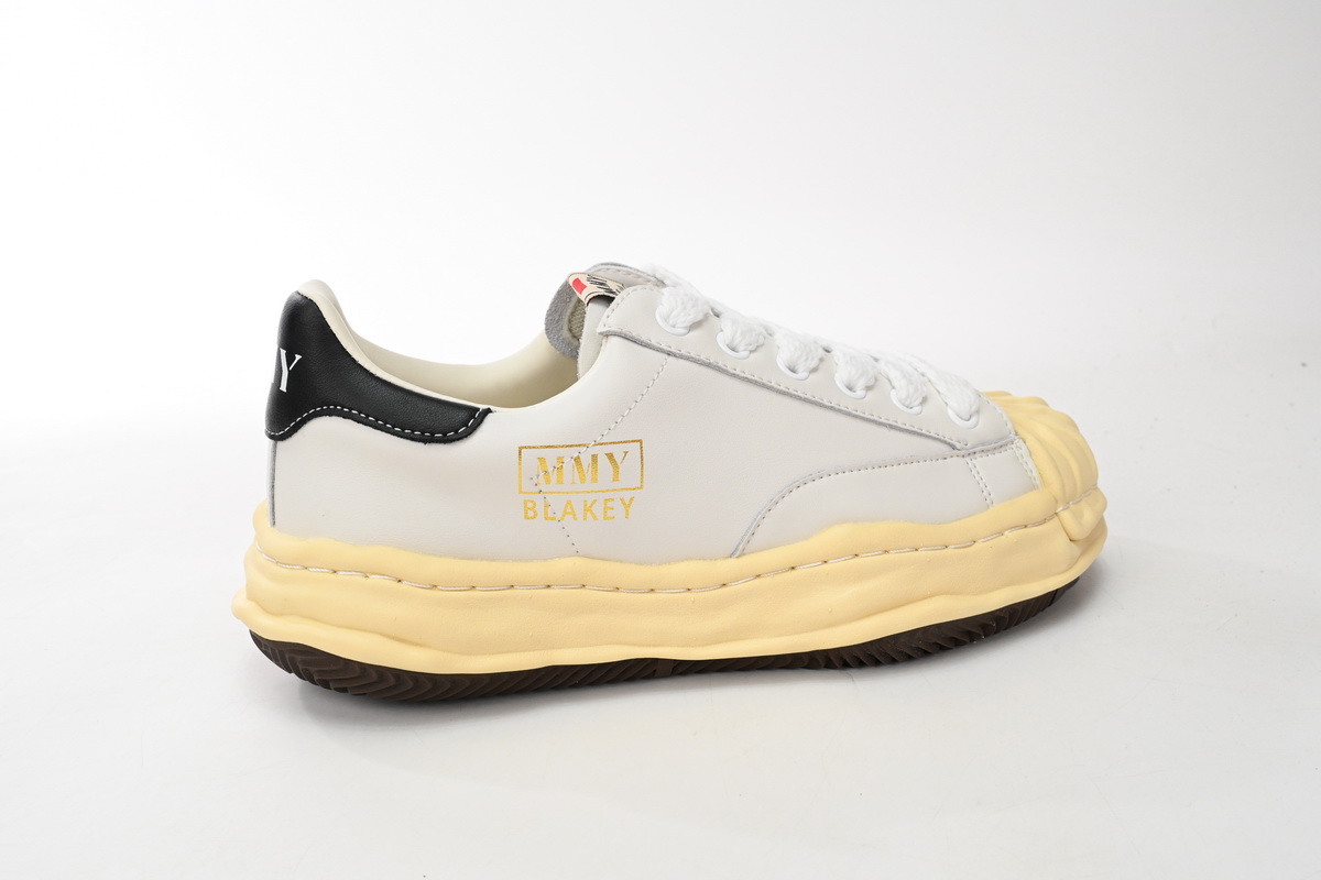 Mihara Yasuhiro White And White Yellow Black Tail NO.786
