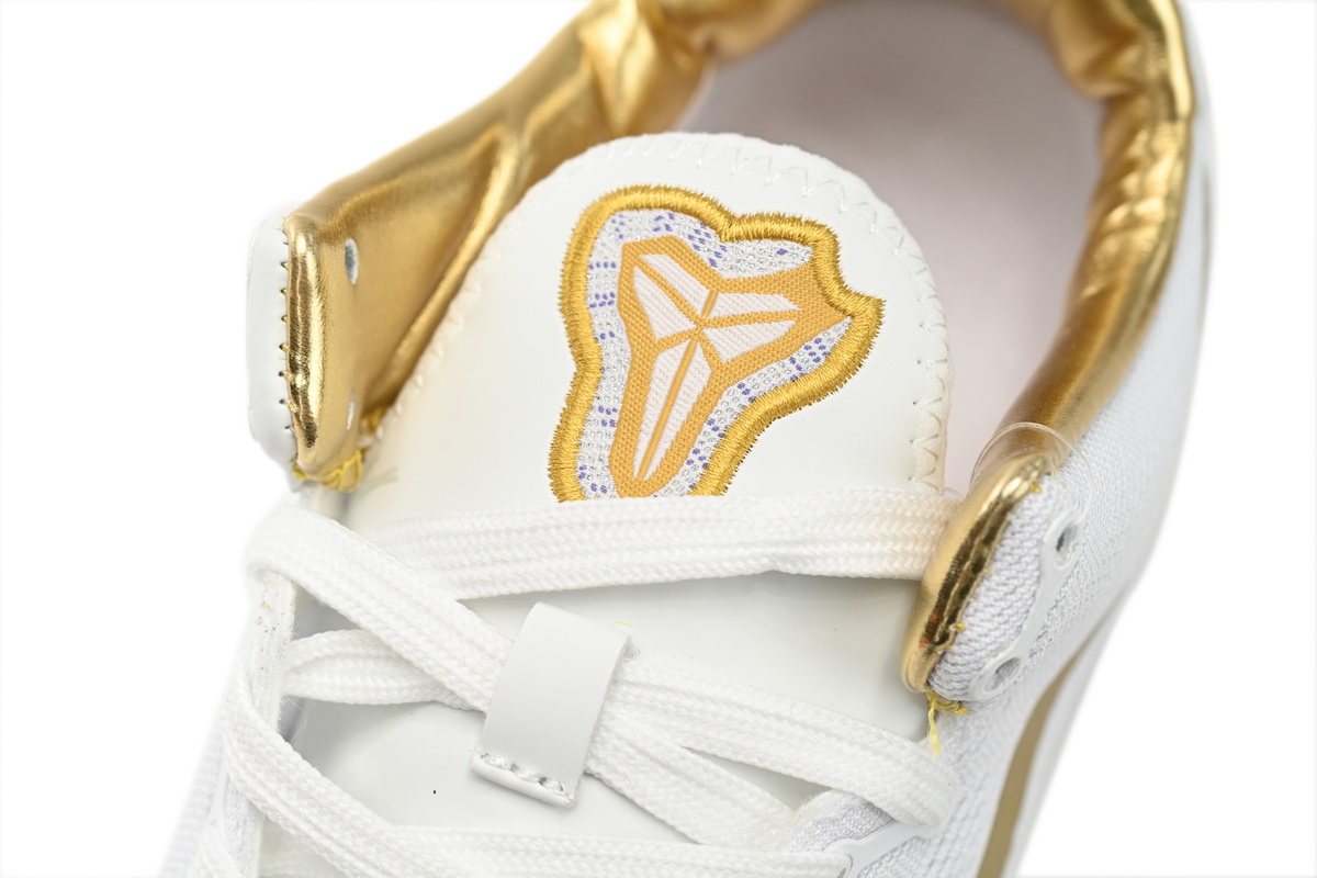 Nike Kobe 8 Protro "METALLIC GOLD" FV6325-100